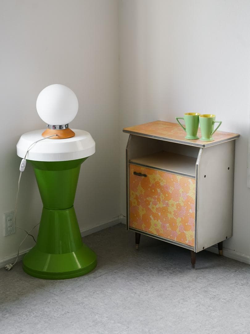 60-70's レトロポップ 花柄 キャビネット 収納ボード 昭和レトロ