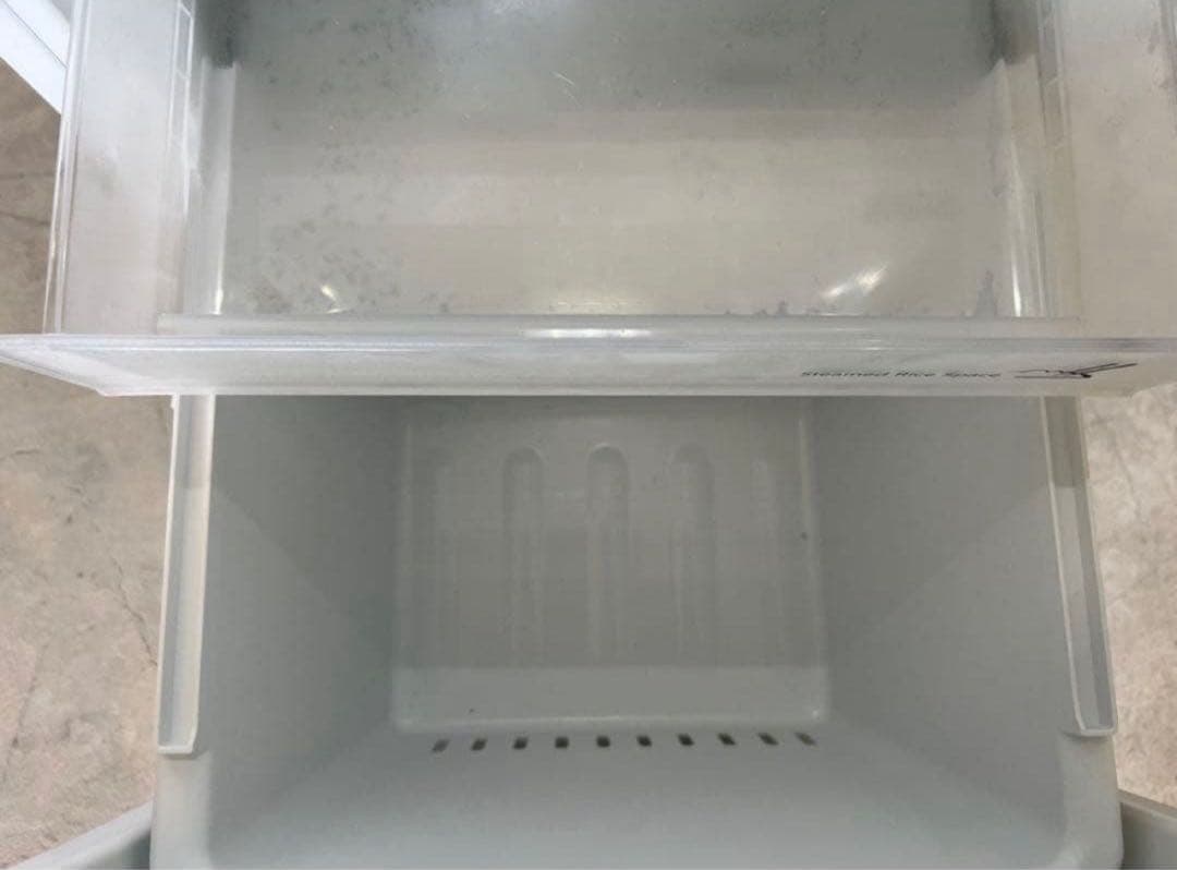 【高年式】2021年式 156L ヤマダ ノンフロン冷蔵庫 YRZ-F15G1