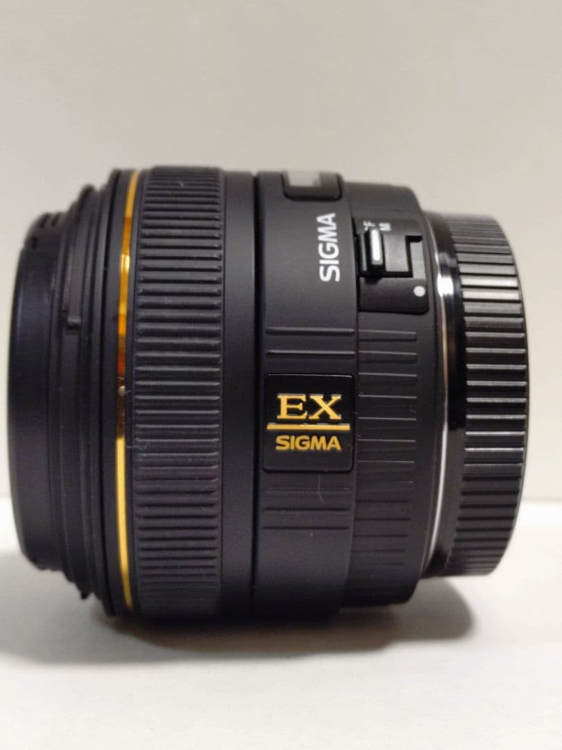 SIGMA 30mm F1.4 EX DC キャノンマウント