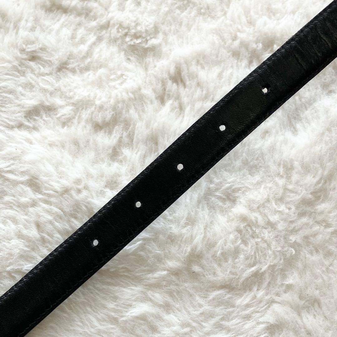 PRADA サフィアーノレザー スクエア ベルト ブラック 28 70