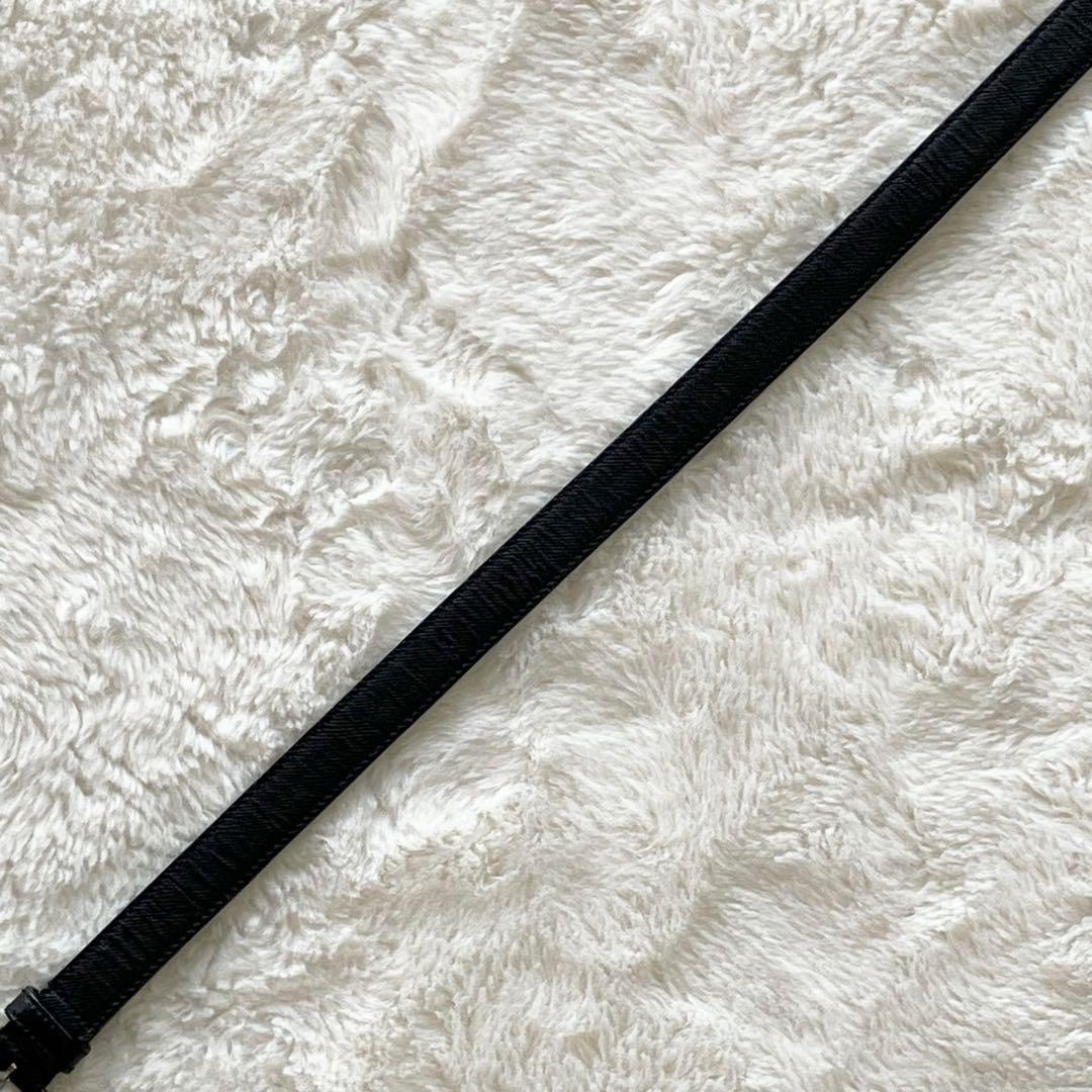 PRADA サフィアーノレザー スクエア ベルト ブラック 28 70