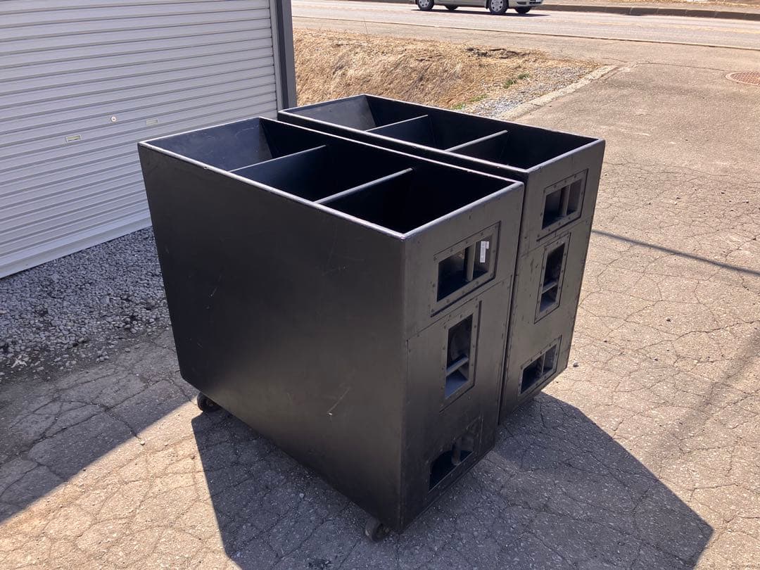 Martin Audio 215mk3 エンクロージャーのみ　38cm×2発①