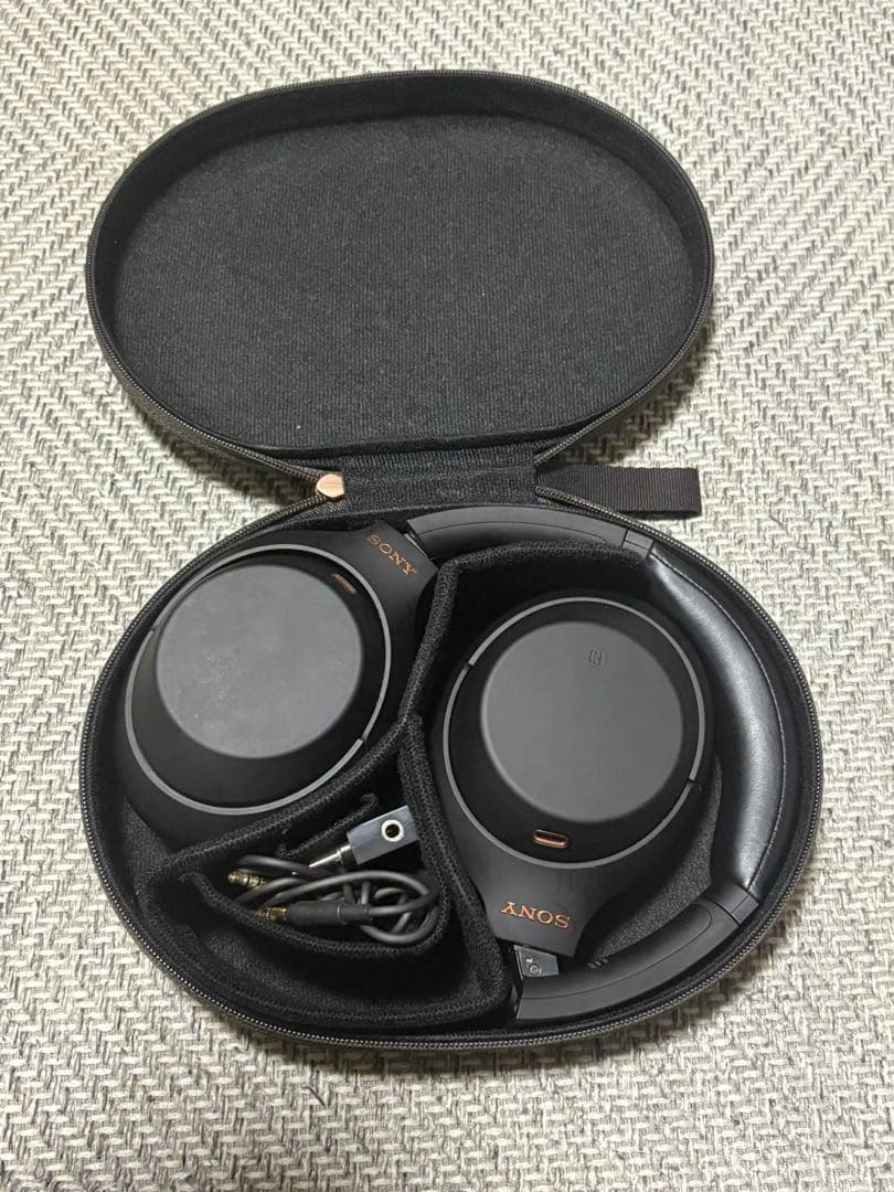 ソニー　ヘッドフォン　SONY WH-1000XM4