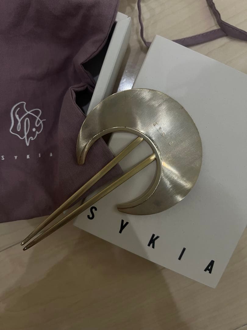 SYKIA Moon Plate Hair Fork ヘアアクセサリー