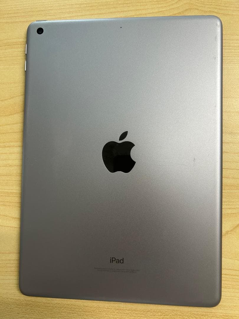Apple iPad (第5世代) 32GB スペースグレー MP2F2J/A
