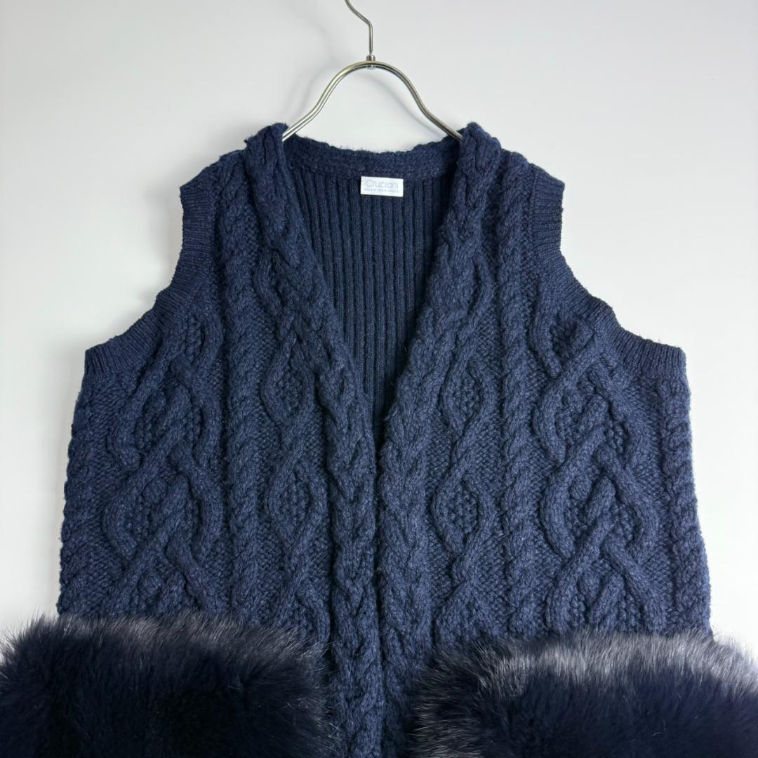 Crucianiクルチアーニ　カシミヤ混　フォックスファーポケット　ニットベスト