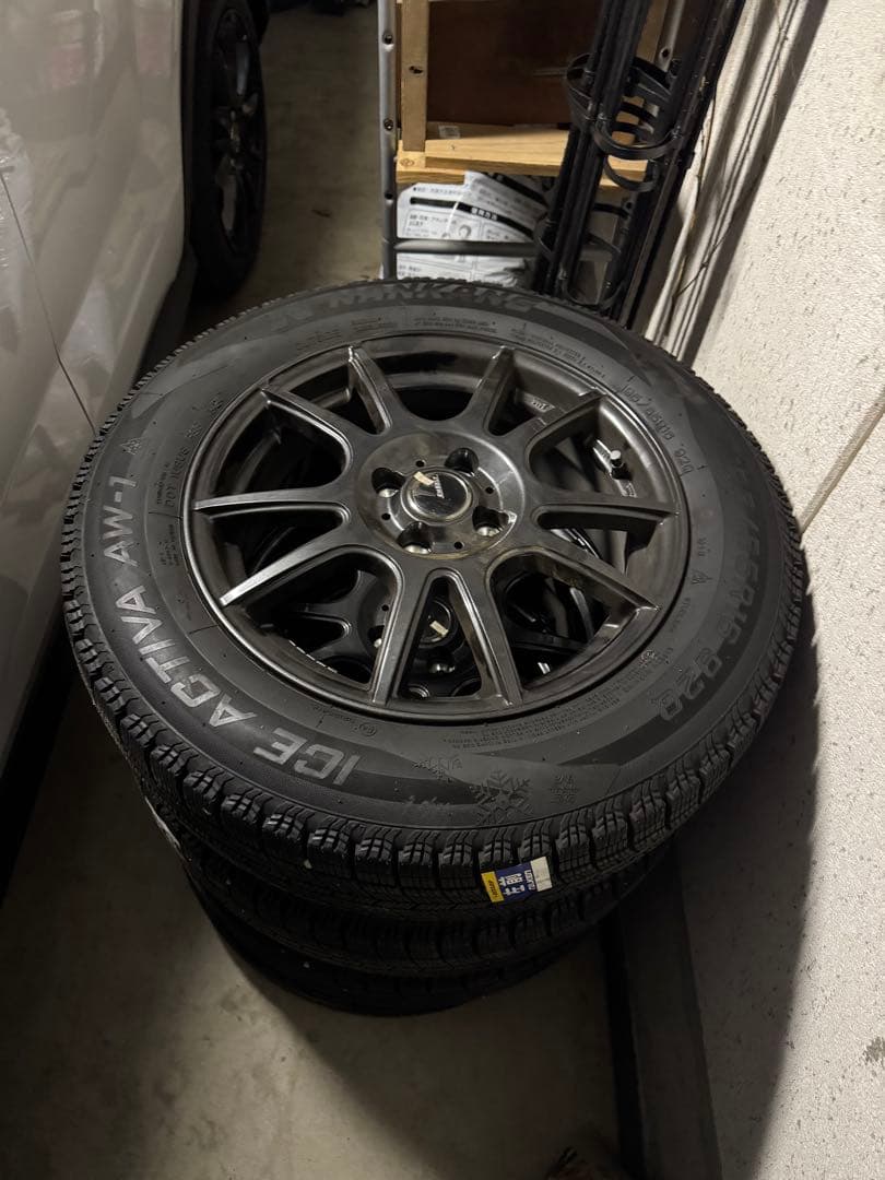 195/65R16 スタッドレス　ライズ等