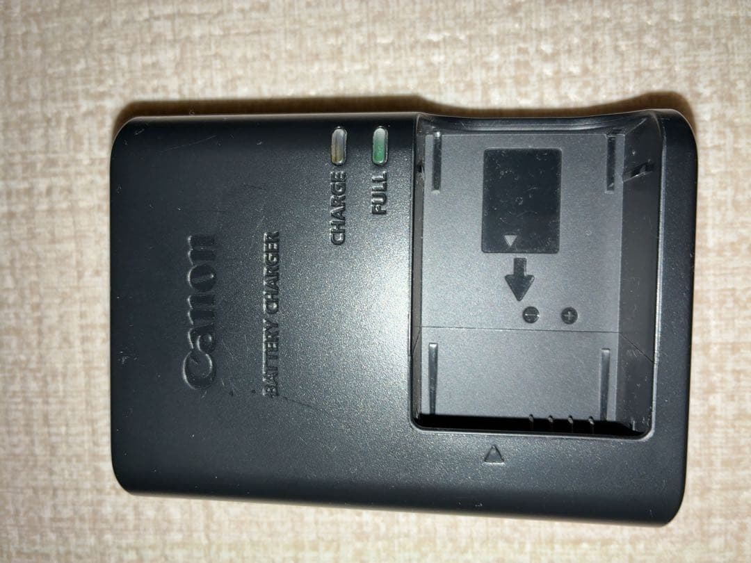 S*n様 Canon EOS KISS M2 ホワイト 本体　美品 オークション