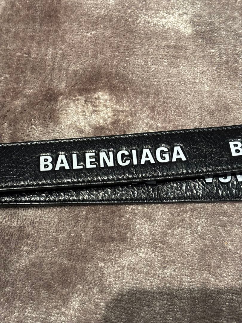 BALENCIAGA ロゴ入りキーホルダー 約54cm