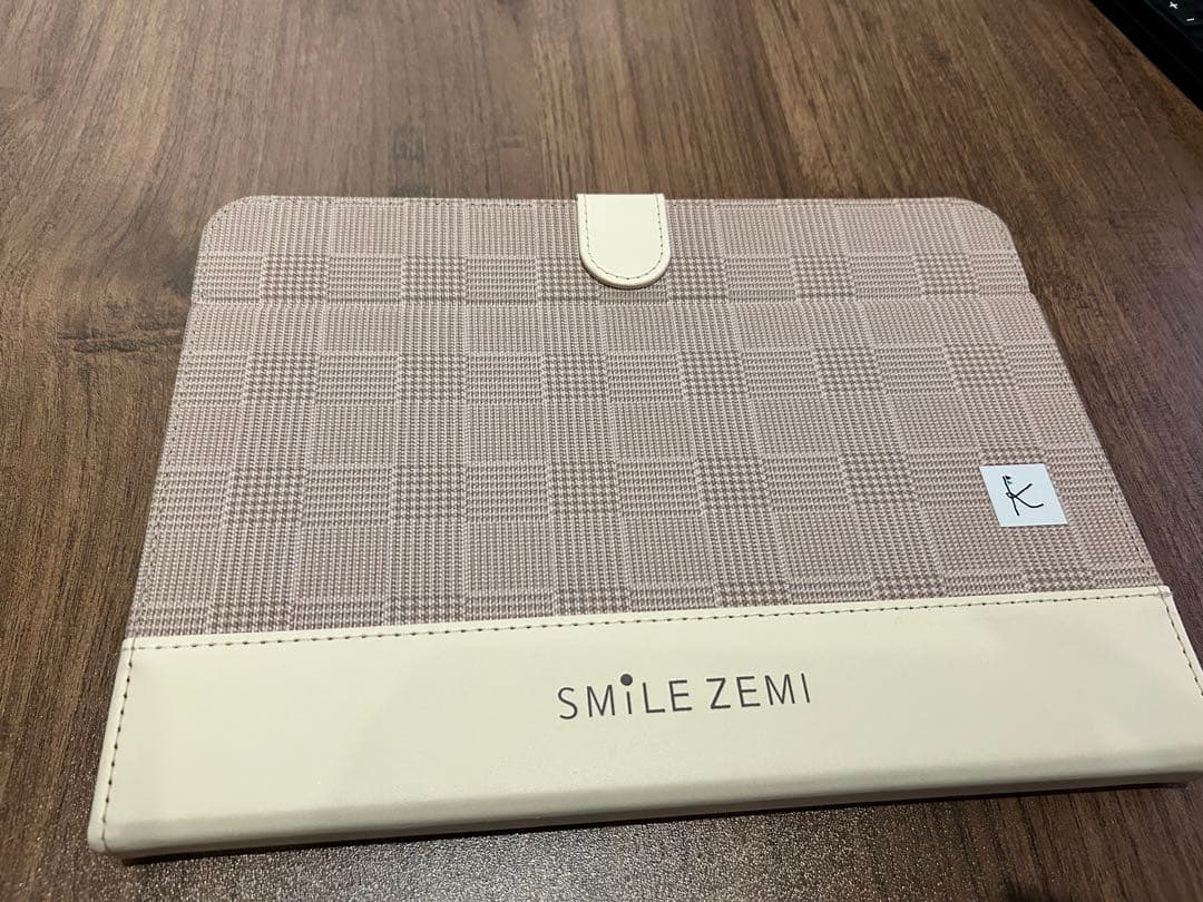 スマイルゼミタブレット本体⭐︎美品⭐︎組曲　ケース付ベージュ