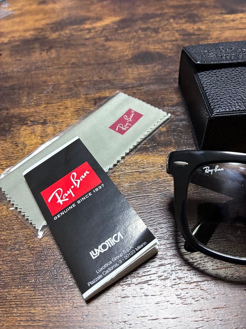 未使用品　Ray-Ban レイバン　フォールディング　ウェイファーラー　ブラック
