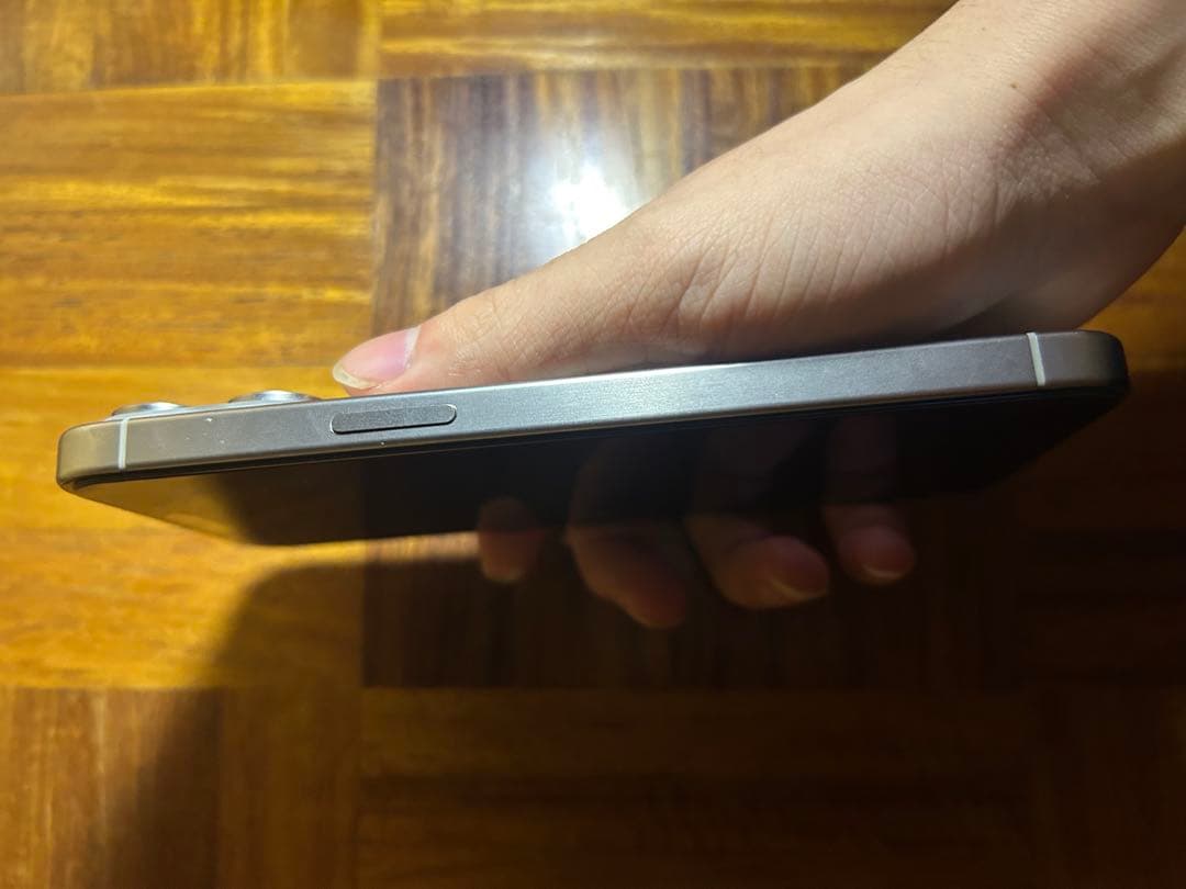 iPhone 15 Pro Max 256GB 超美品