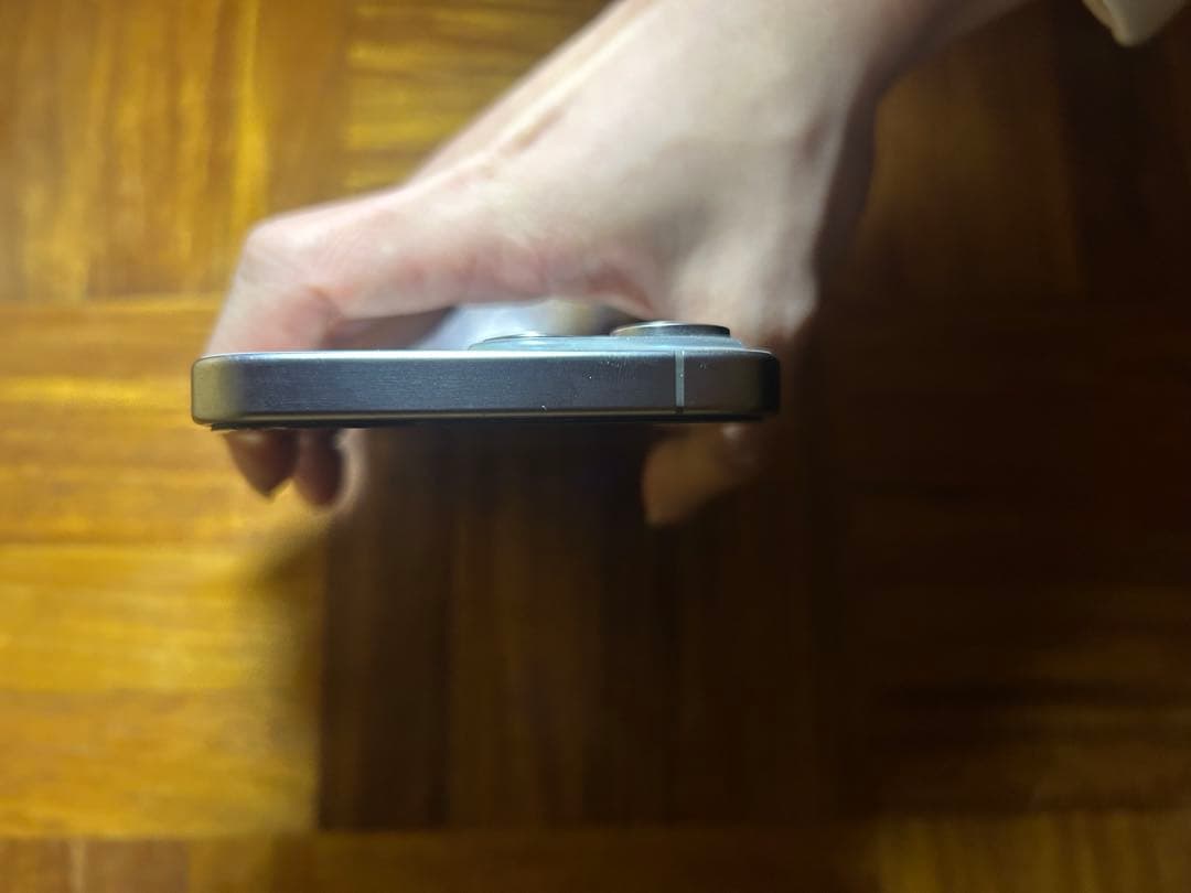 iPhone 15 Pro Max 256GB 超美品