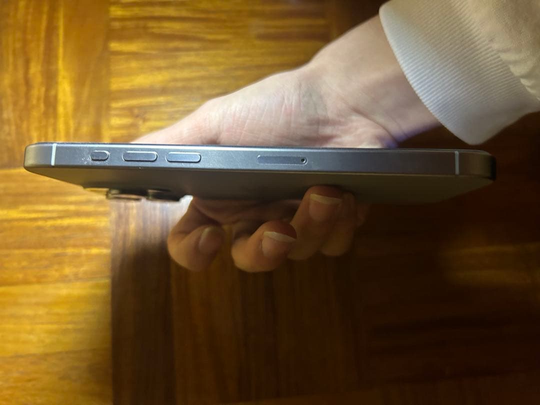 iPhone 15 Pro Max 256GB 超美品