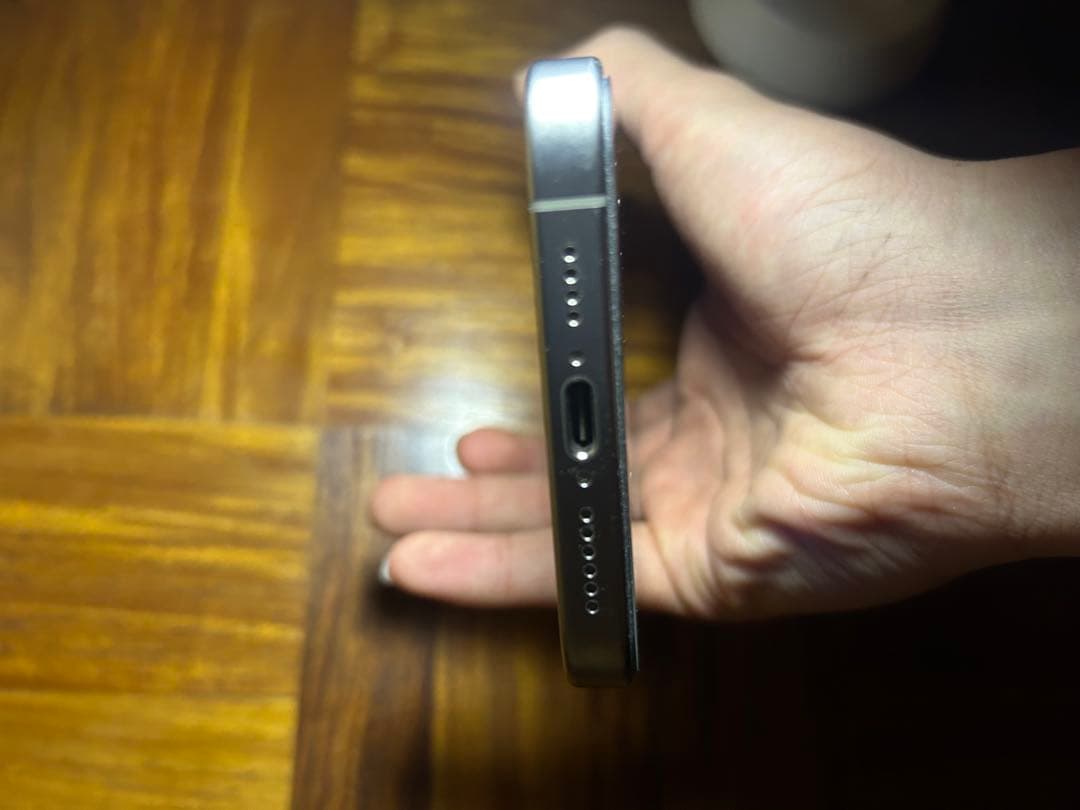 iPhone 15 Pro Max 256GB 超美品