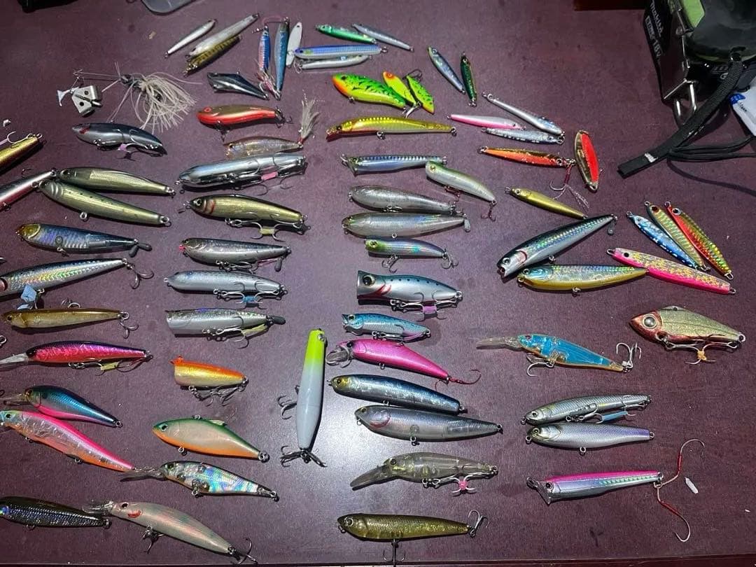 シーバス　海釣り　ブラックバス　ルアー　ジグ