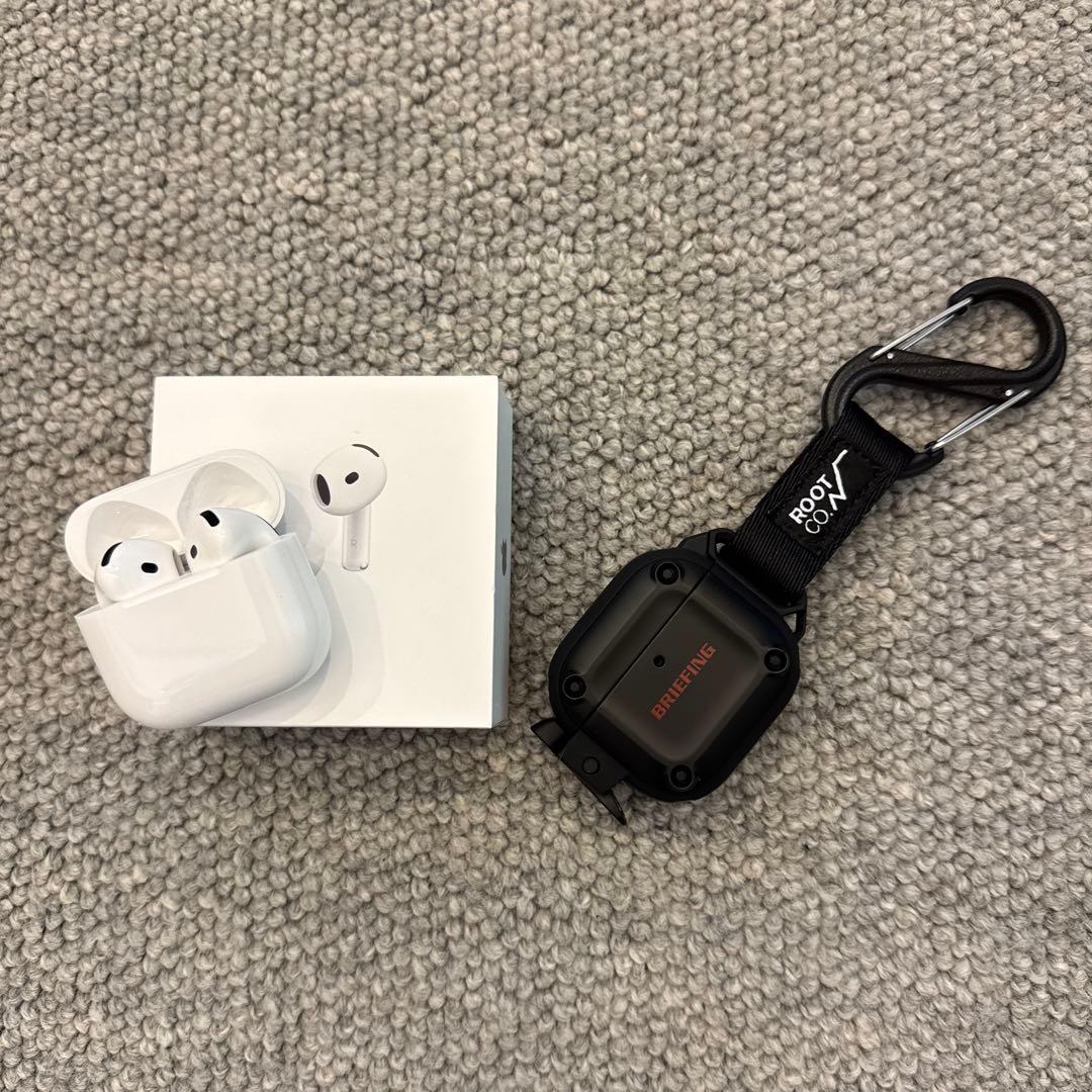 新品同様 Apple AirPods4 MXP93J/A ノイズキャンセリング有