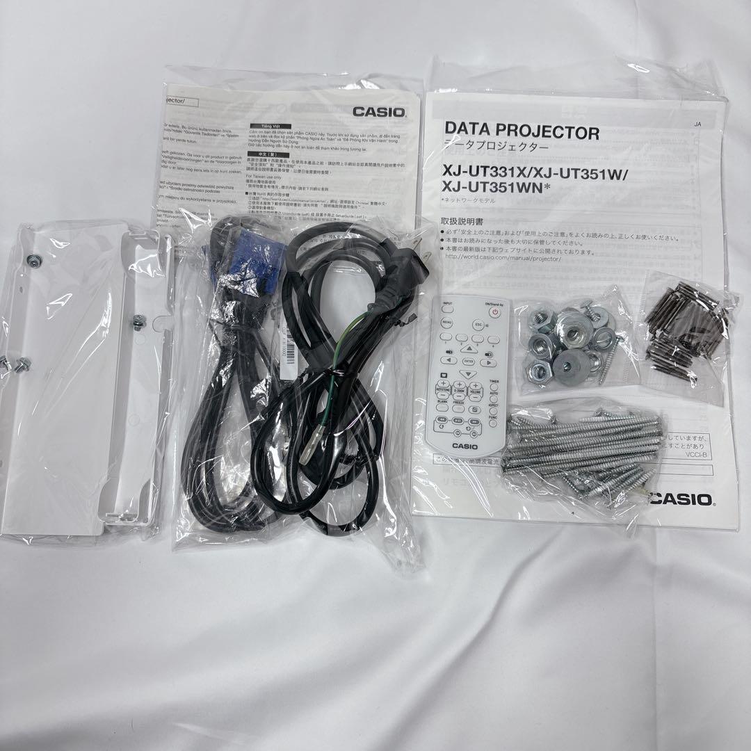 CASIO DLP XJ-UT351WNプロジェクター 本体＋壁掛金具YM-81