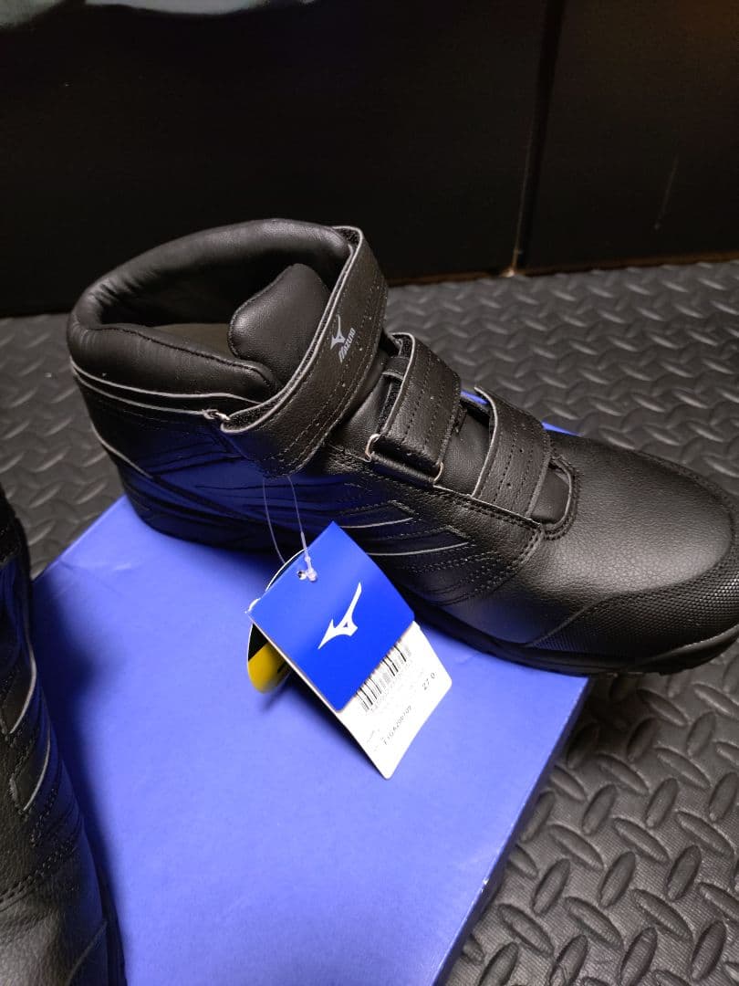 新品格安Mizuno ハイカット安全靴 ブラック27センチ
