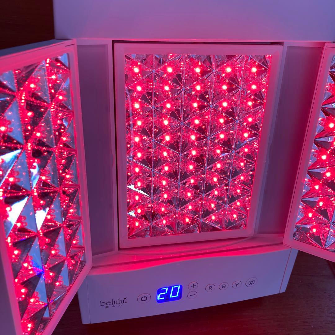 美ルル　ヒカリプラス　LED美顔器