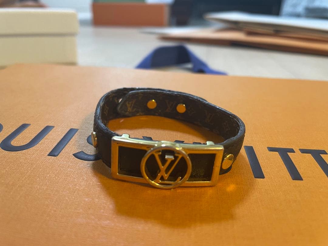 LOUIS VUITTON ルイヴィトン ブレスレット ドーフィーヌさひと