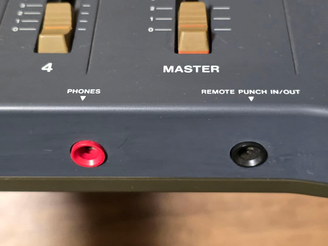 【通電のみ確認】 TASCAM PORTASTUDIO 424 mkII