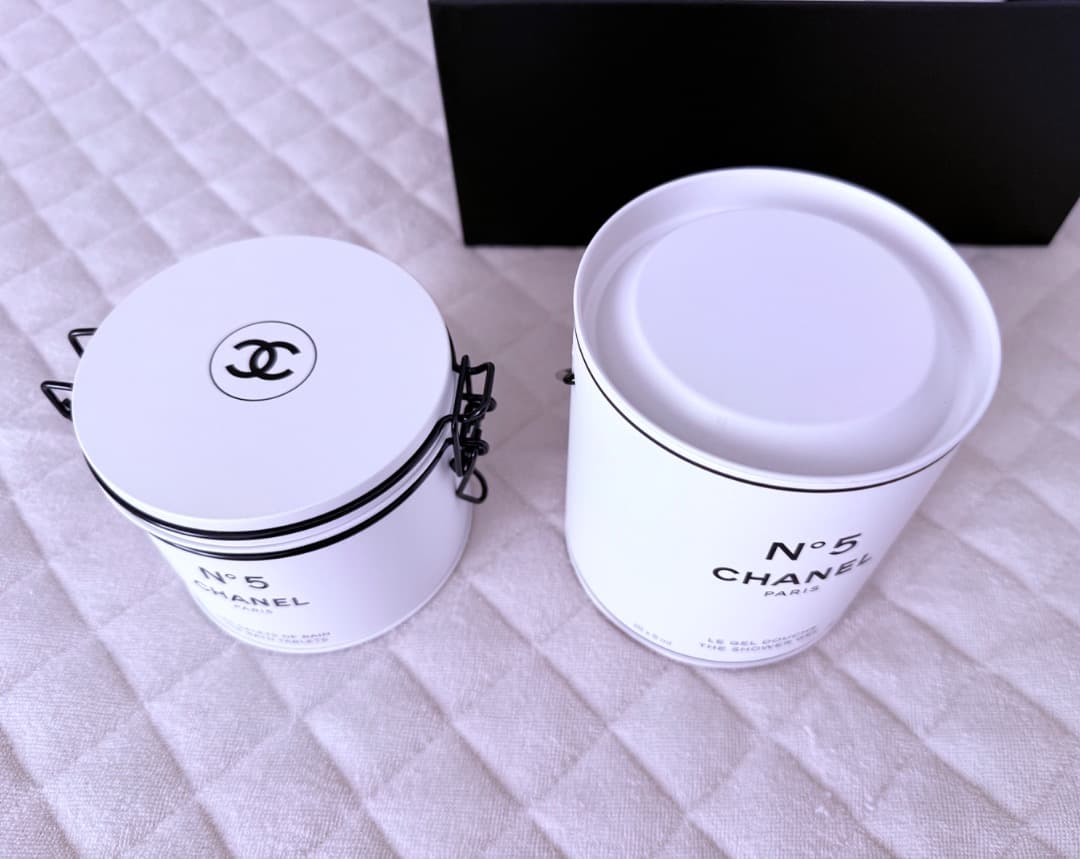 CHANEL N°5 シャワージェル 容器、CHANEL N°5 入浴剤 容器