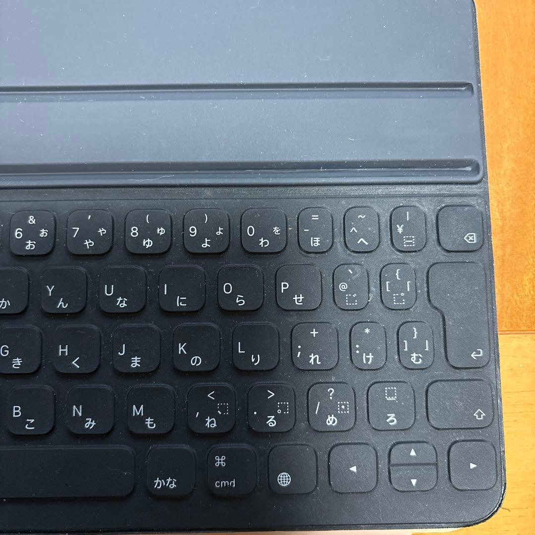 中古美品iPad Air(第5世代)256GBWi-Fi ブルー専用キーボード付