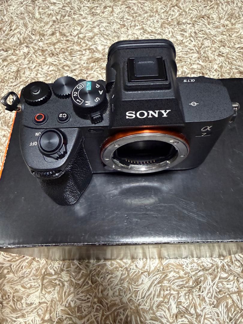 【低ショット数・極美品】SONY α7 IV ボディ（ILCE-7M4）