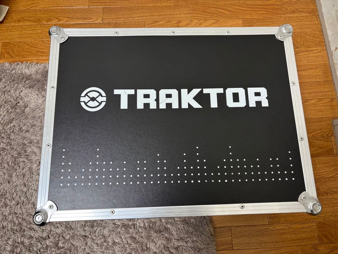 TRAKTOR KONTROL S4 MK2 DJコントローラー