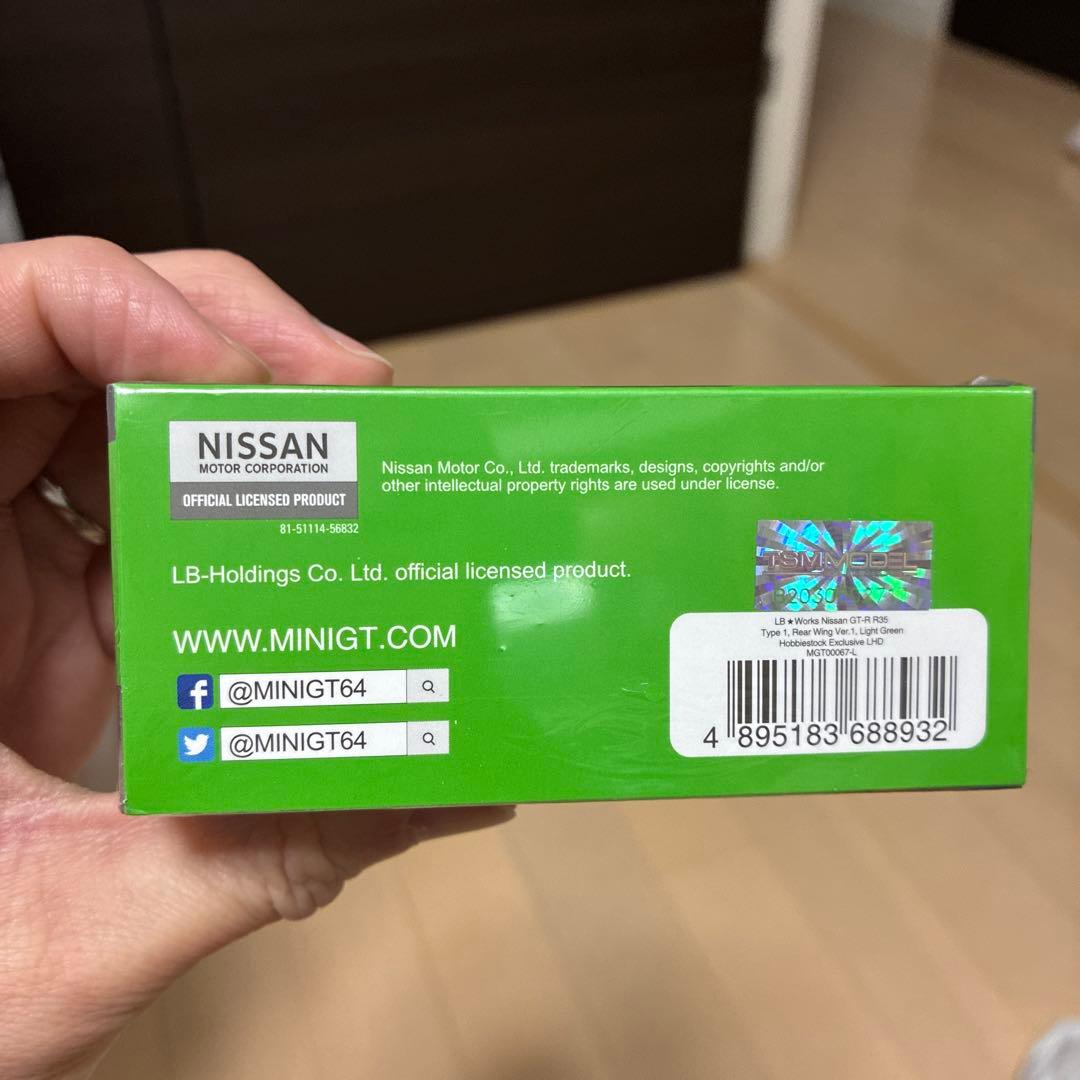 レア　MINI GT LBWK GT-R ライトグリーン