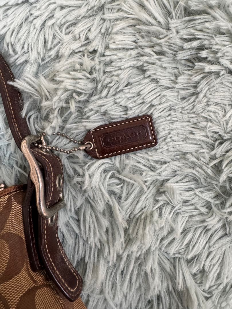 【美品】COACH/コーチ/シグネチャーストライプ・ショルダーバッグ/8K09