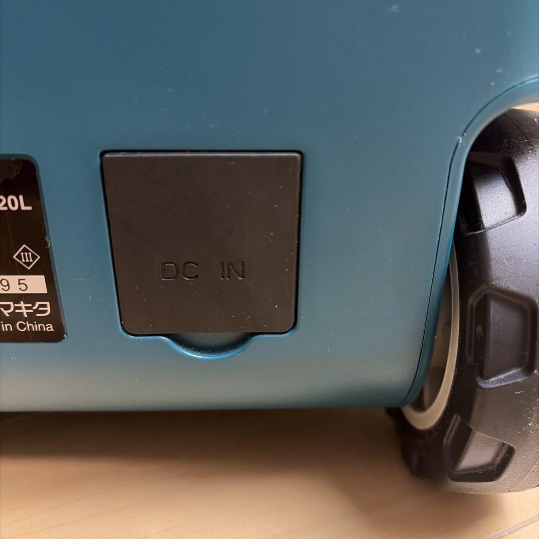 makita マキタ CW180D 充電式保冷温庫　ジャンク