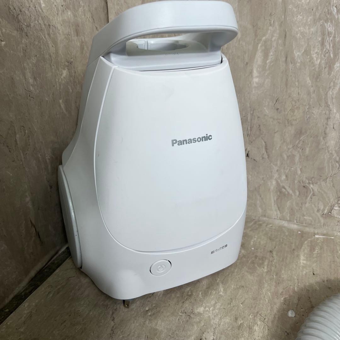 極美品 2024年製 パナソニック 掃除機 紙パック式 MC-PJ220G-W