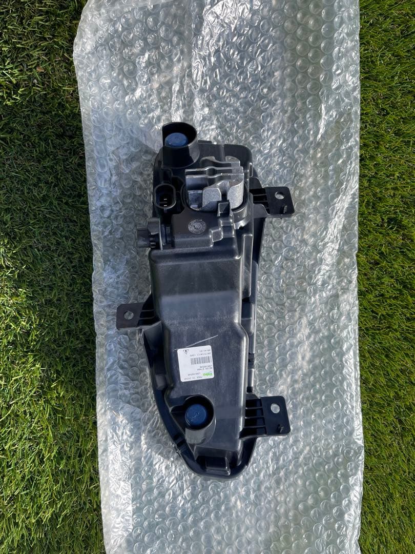 美品　日産純正LEDフォグランプ左