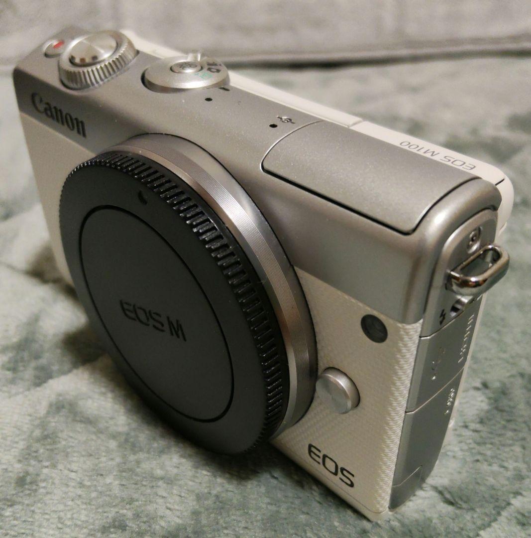 Canon Eos m100 ミラーレスホワイト　レンズ２本付き