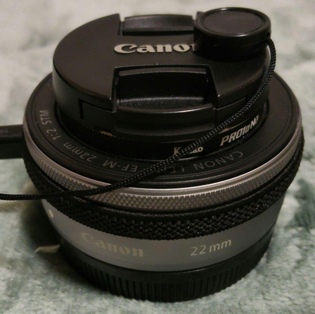 Canon Eos m100 ミラーレスホワイト　レンズ２本付き