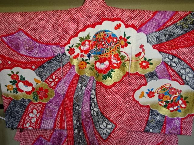 産着一つ身　女児着物　総絞り　仕付け糸付き