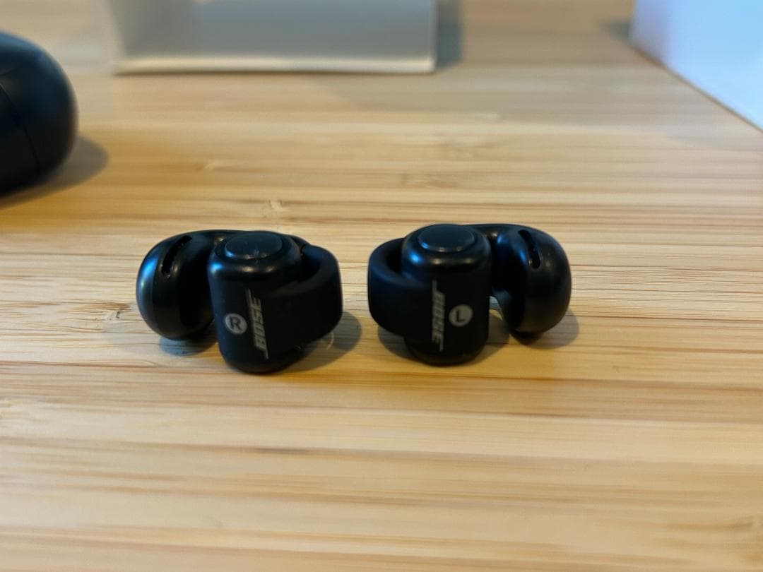 美品 Bose Ultra Open Earbuds ワイヤレス充電ケース付き