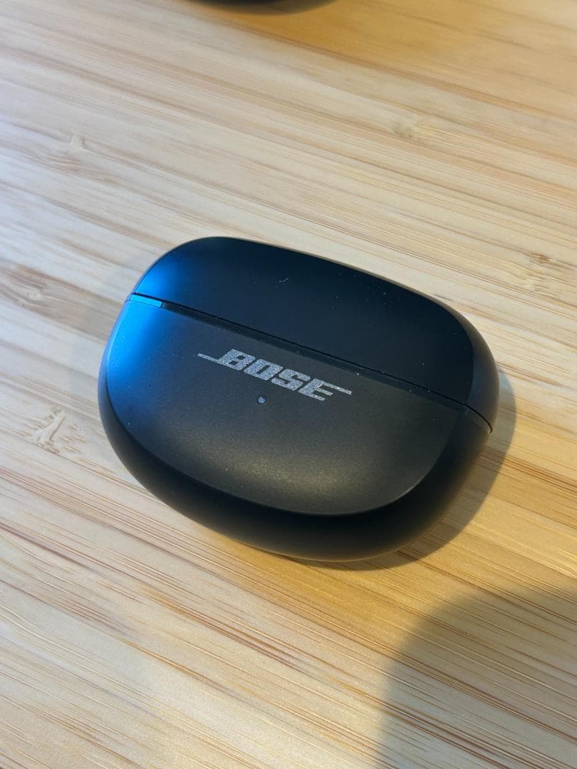 美品 Bose Ultra Open Earbuds ワイヤレス充電ケース付き