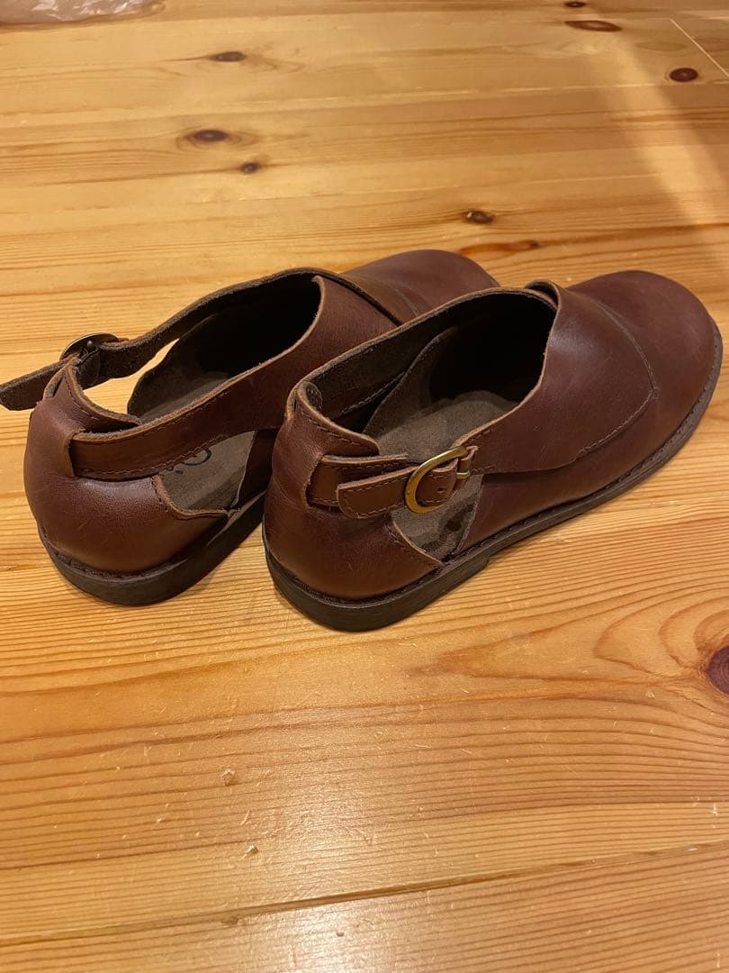 Diu レザーシューズ