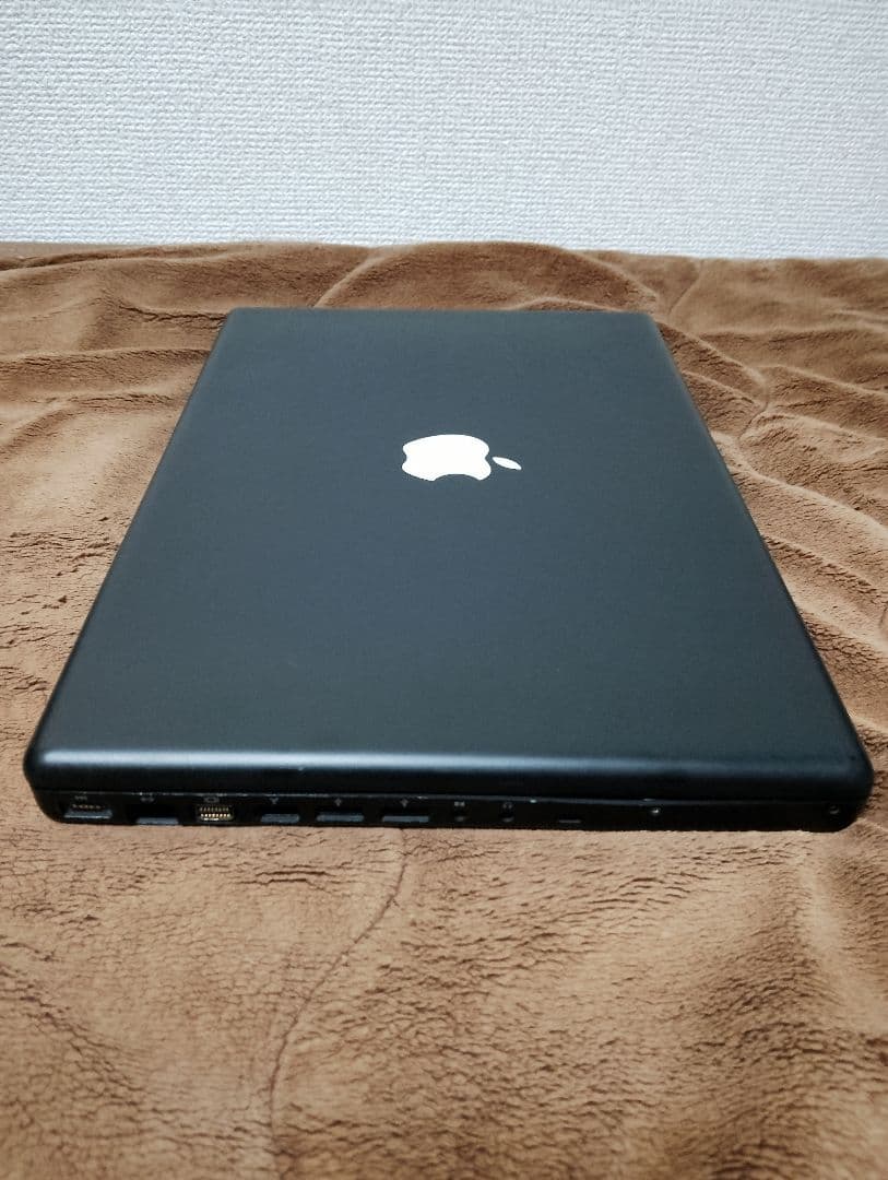 激レアのブラック MacBook 200GB
