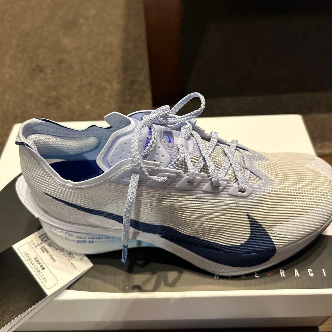 Nike Racing ランニングシューズ ホワイト/ネイビー