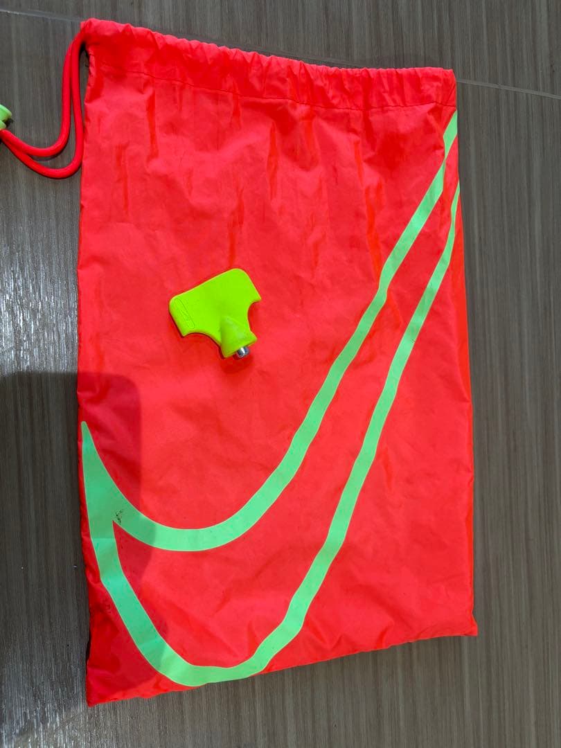 ナイキ　ズームXドラゴンフライ2 25.5