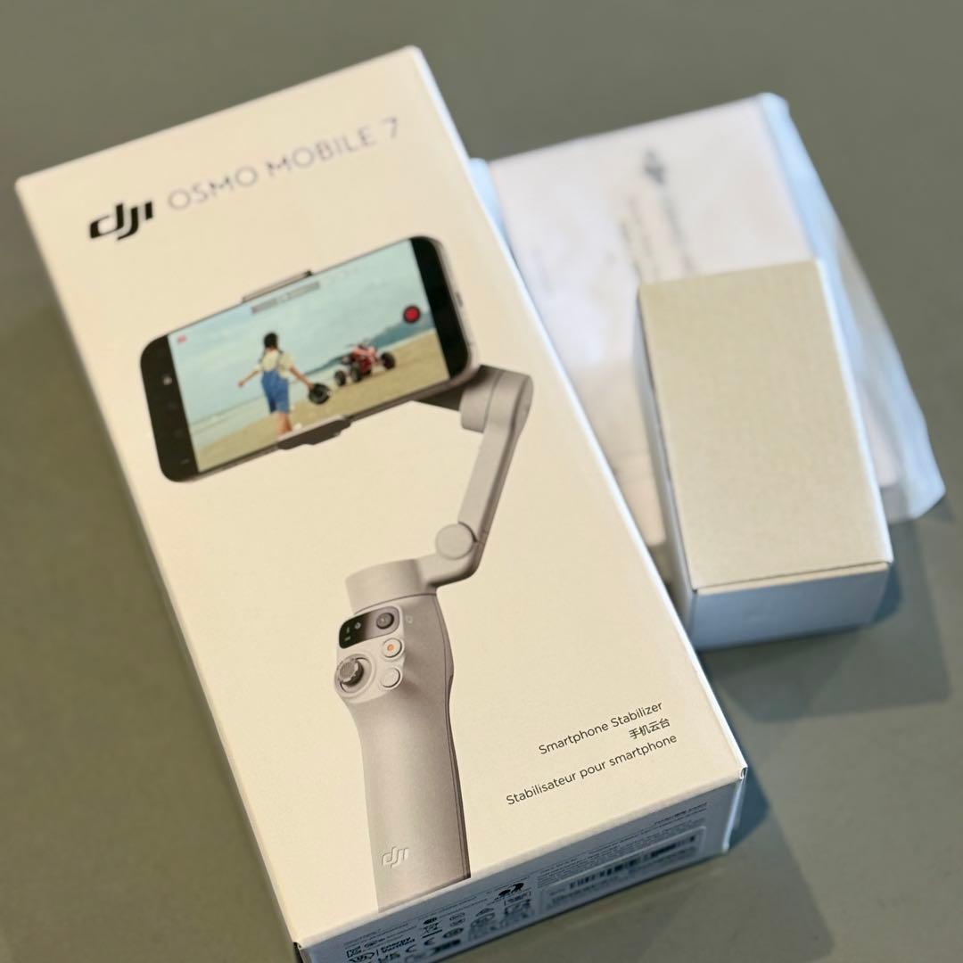 新品DJI Osmo Mobile 7 OM7 ジンバルカメラ スタビライザー