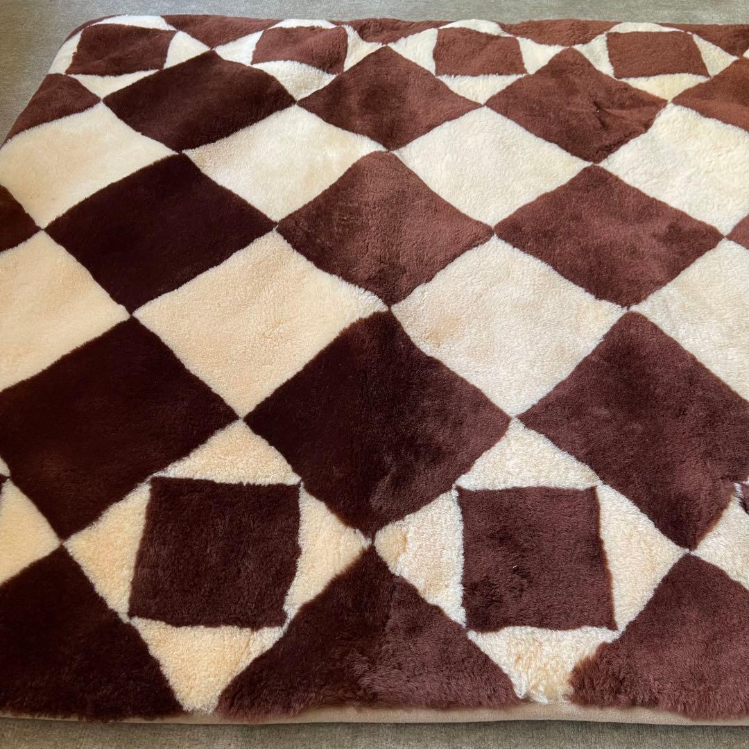 新品未使用　京都西川　ローズファー　グラウンドワーク　ミンクファームートンパッド