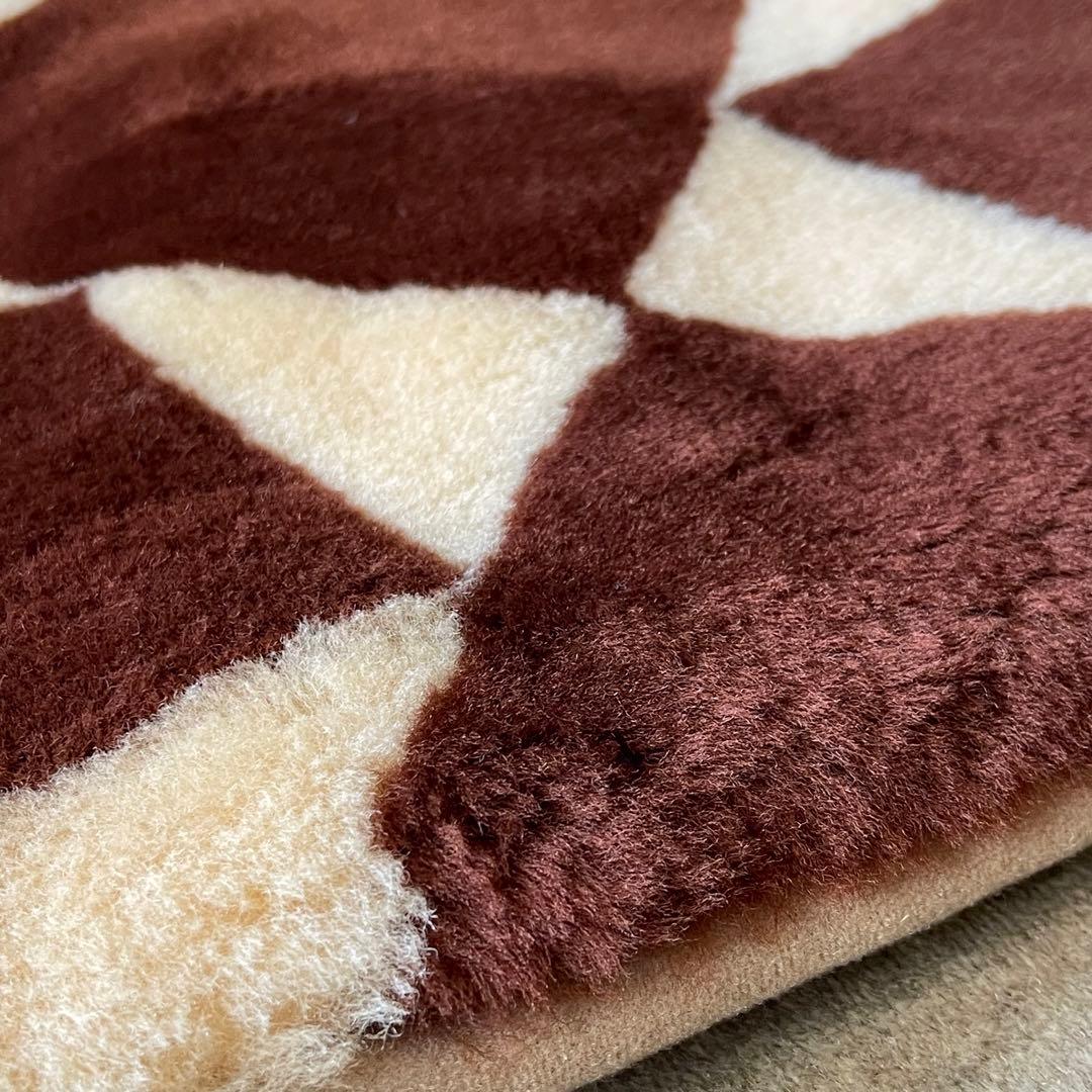 新品未使用　京都西川　ローズファー　グラウンドワーク　ミンクファームートンパッド