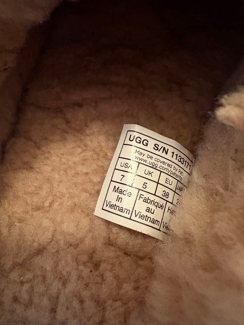 UGG ベージュ ファー サンダル