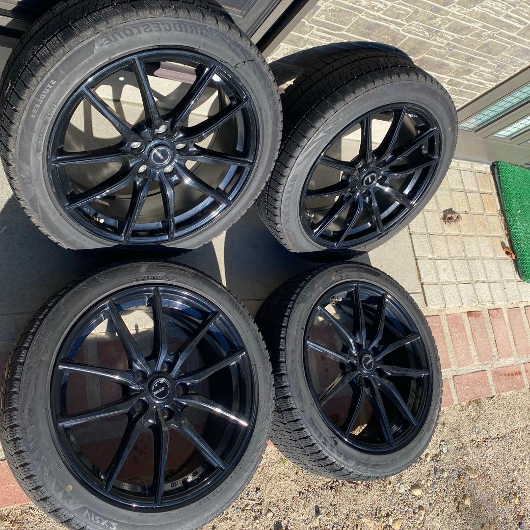 225/45R18 ブリヂストンVRX2