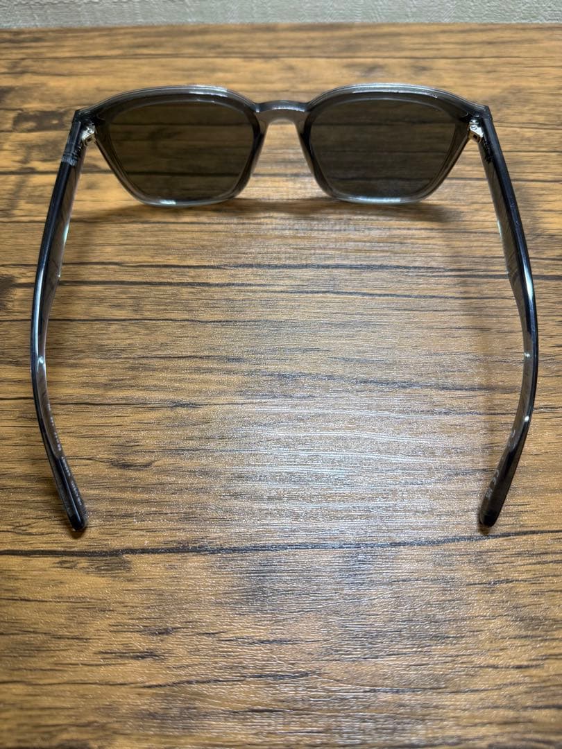 Ray-Ban サングラス　RB4392D